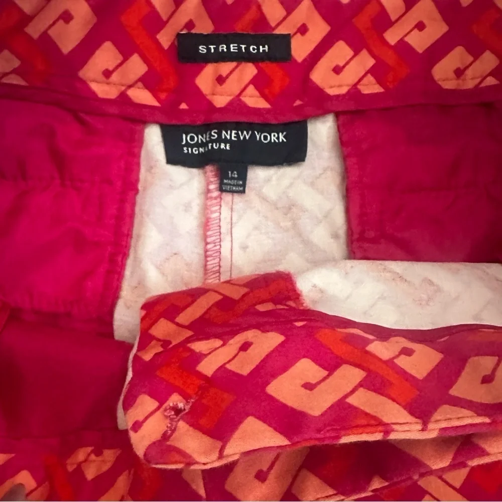 Jones New York Stretch Shorts Pink Size 14